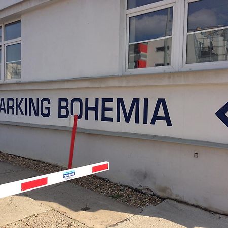 Hostel Bohemia Prague Exterior photo